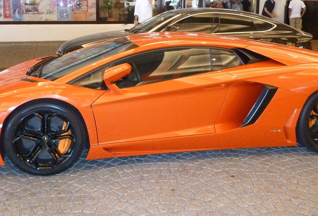 Lamborghini Aventador LP700-4