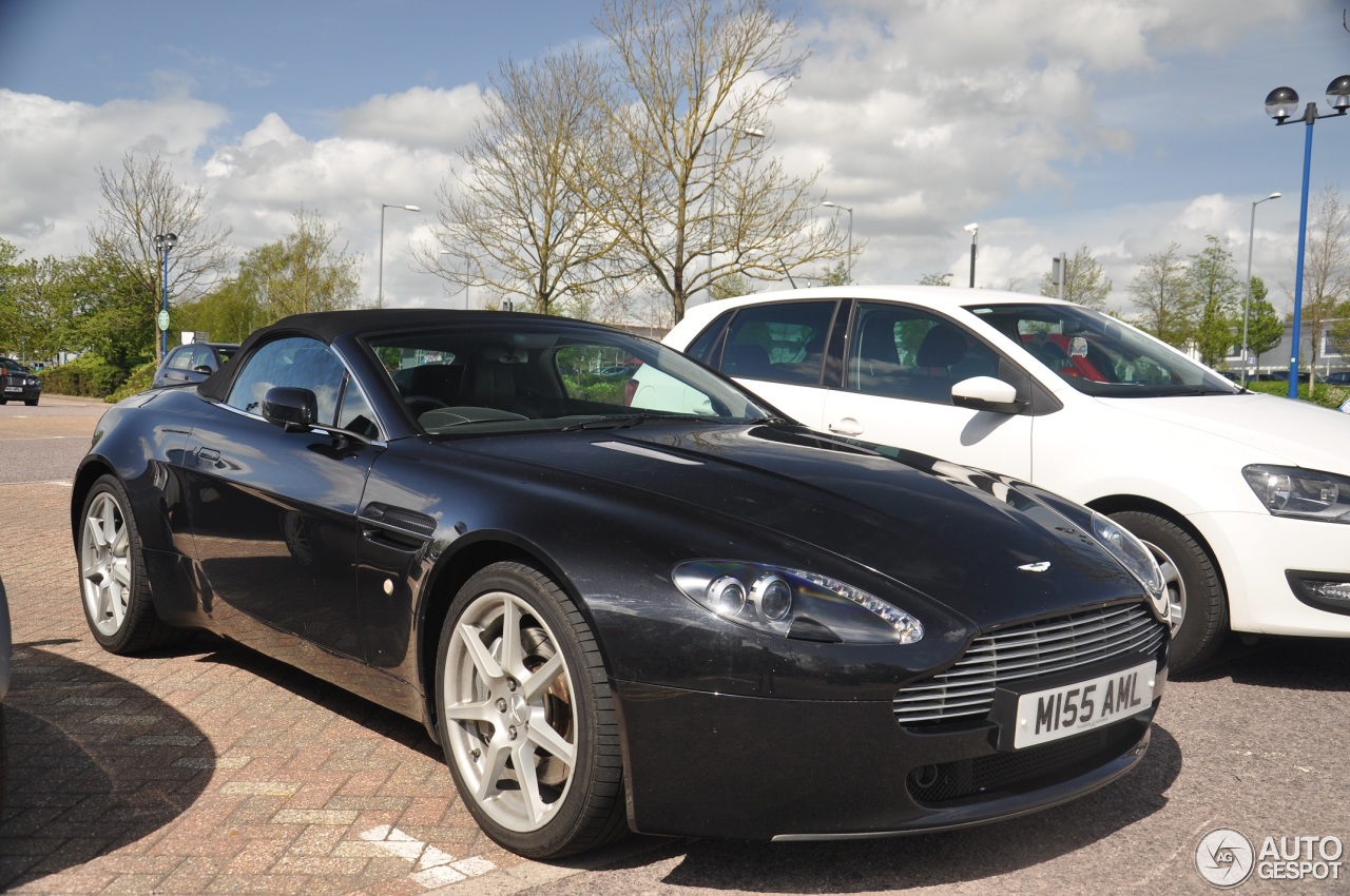 Aston Martin V8 Vantage Roadster