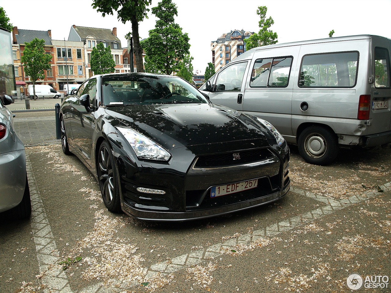 Nissan GT-R 2011