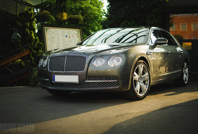 Bentley Flying Spur W12