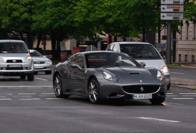 Ferrari California