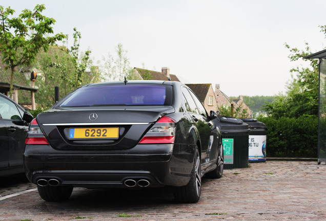 Mercedes-Benz S 63 AMG W221