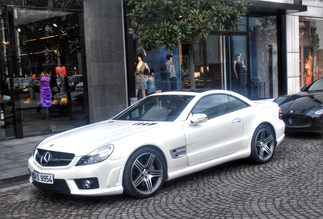 Mercedes-Benz SL 63 AMG