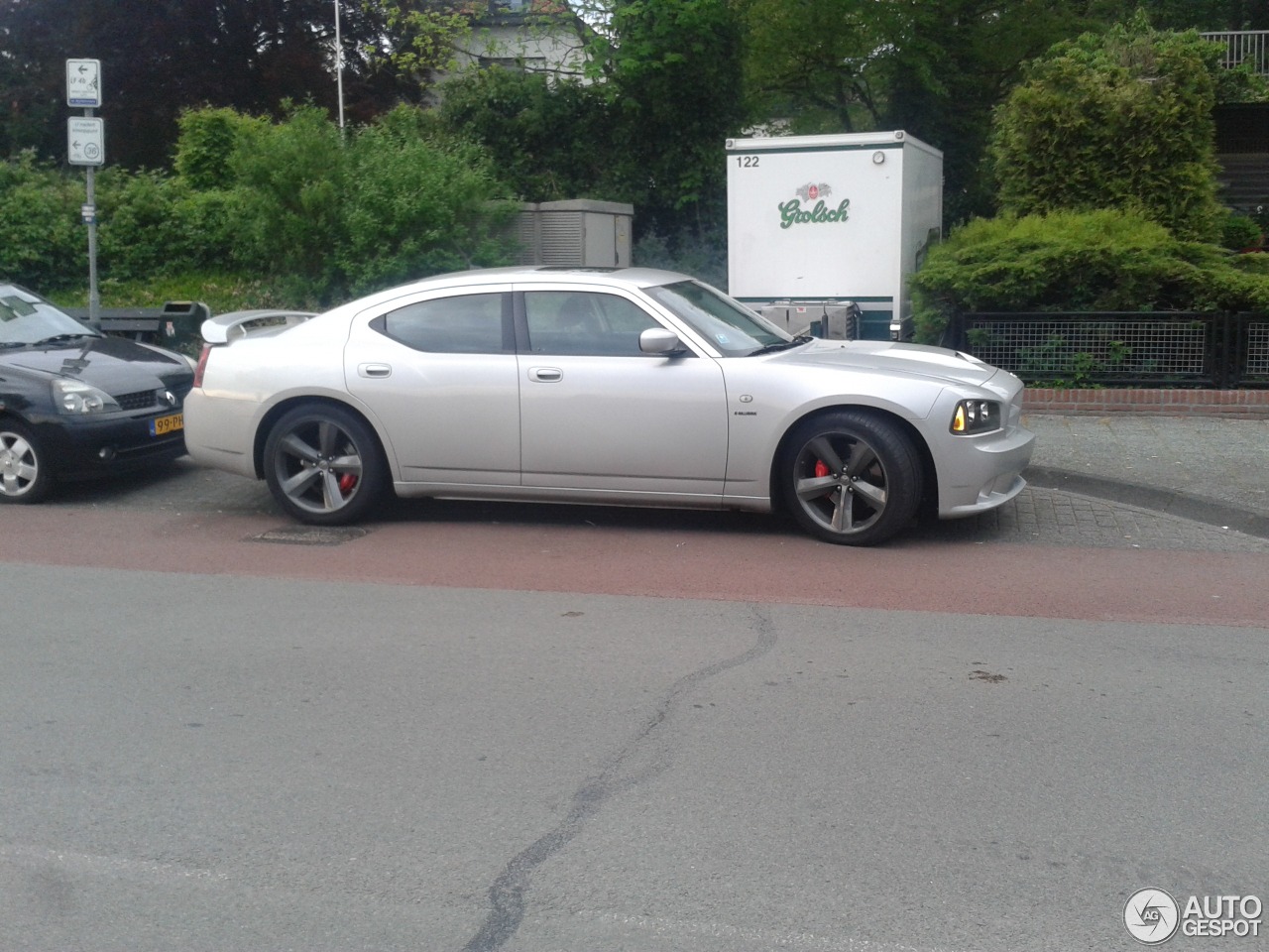 Dodge Charger SRT-8