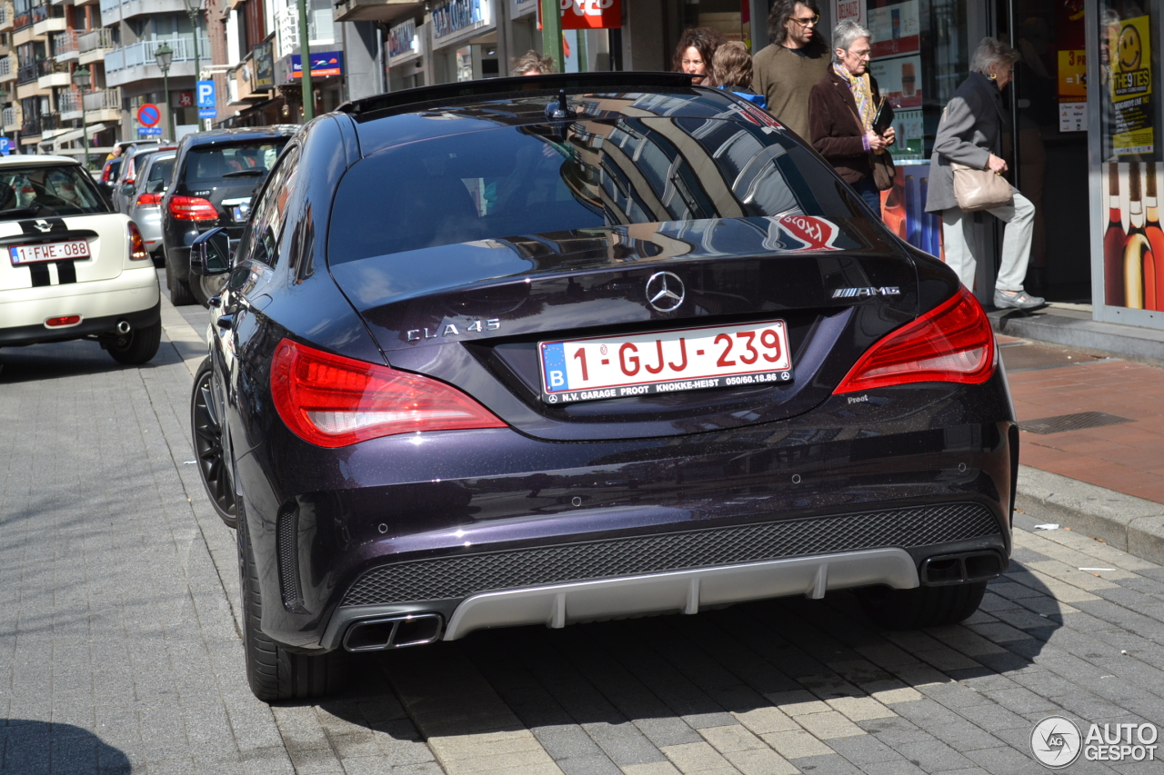 Mercedes-Benz CLA 45 AMG C117