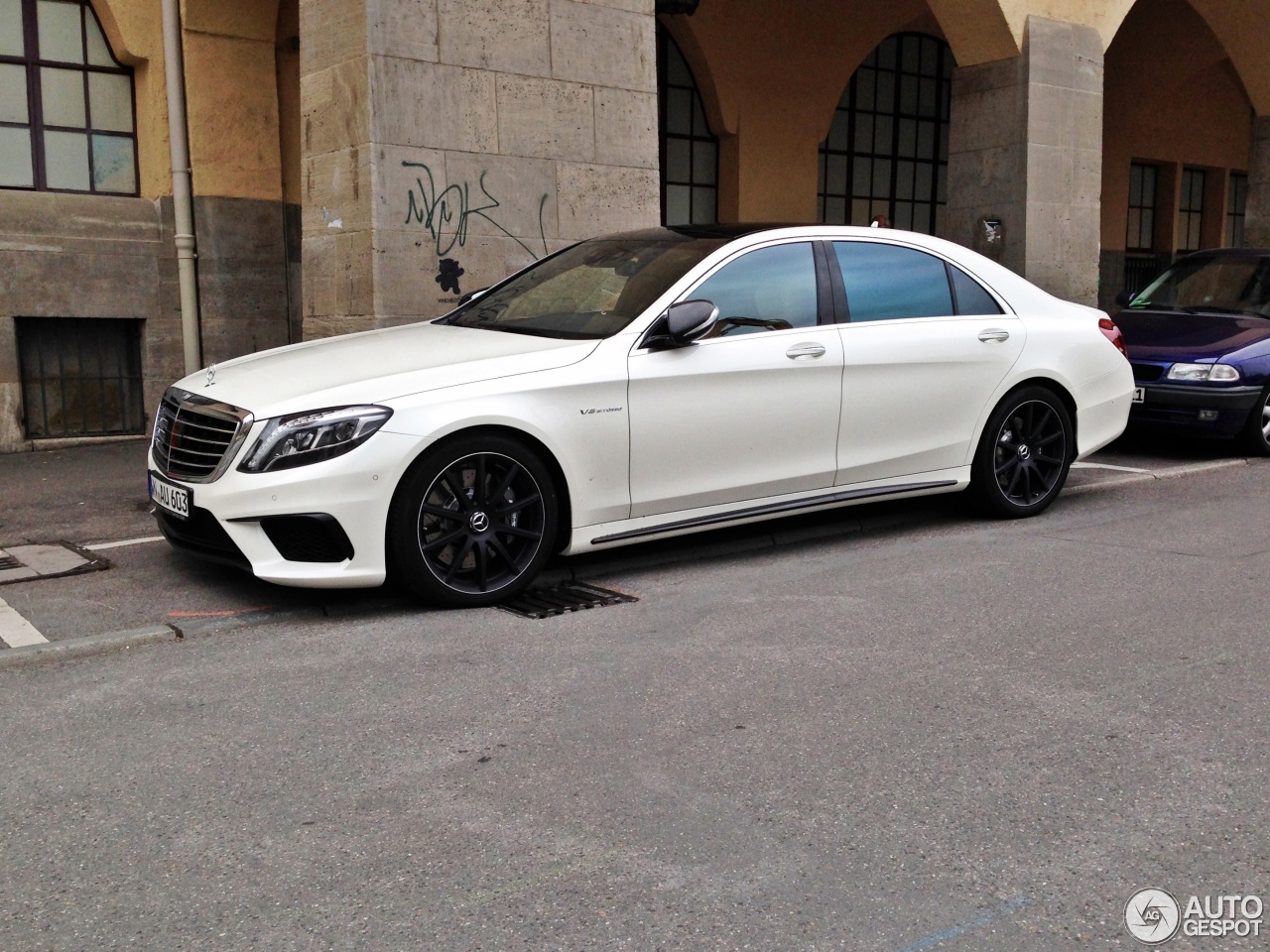 Mercedes-Benz S 63 AMG V222