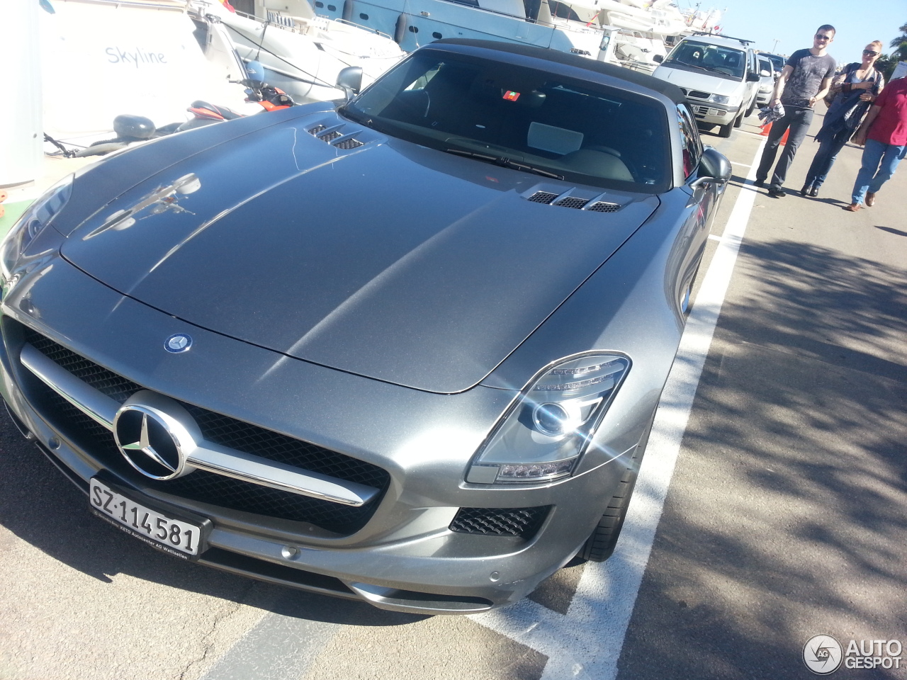 Mercedes-Benz SLS AMG Roadster