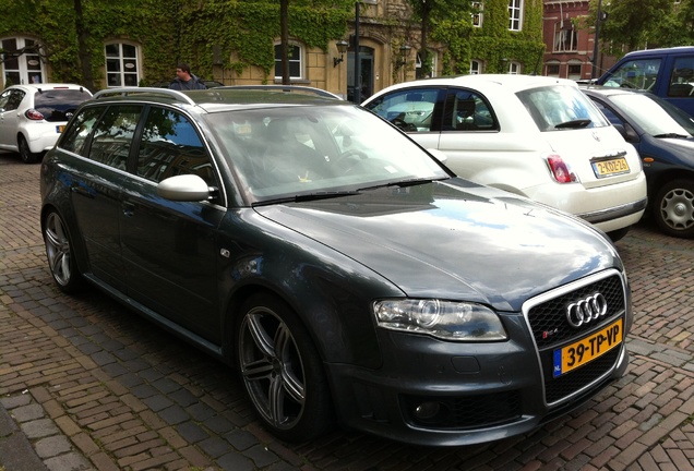 Audi RS4 Avant B7