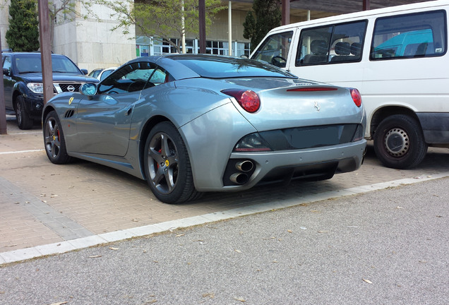 Ferrari California