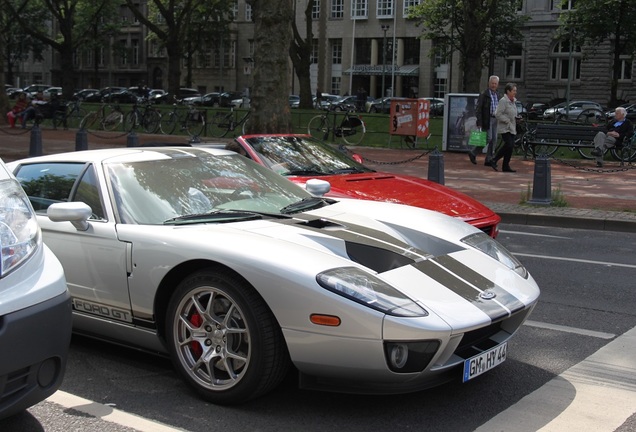 Ford GT