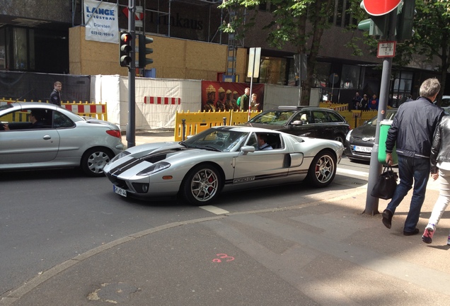 Ford GT