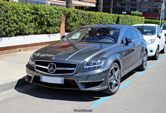 Mercedes-Benz CLS 63 AMG X218 Shooting Brake