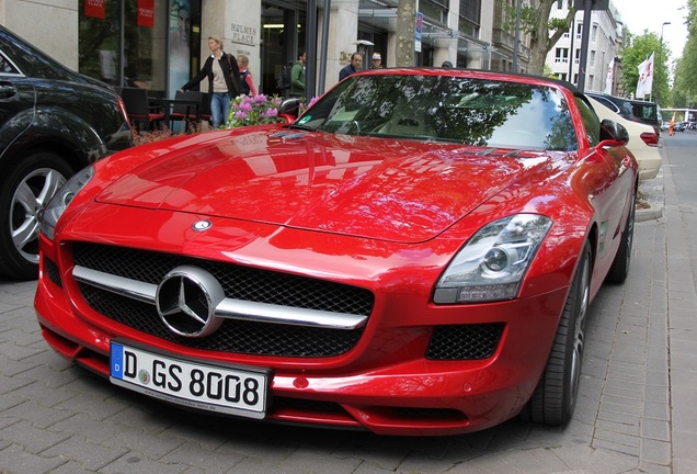 Mercedes-Benz SLS AMG Roadster