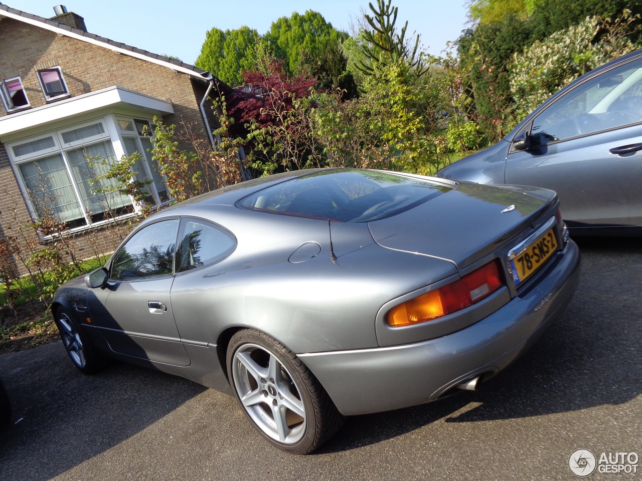 Aston Martin DB7