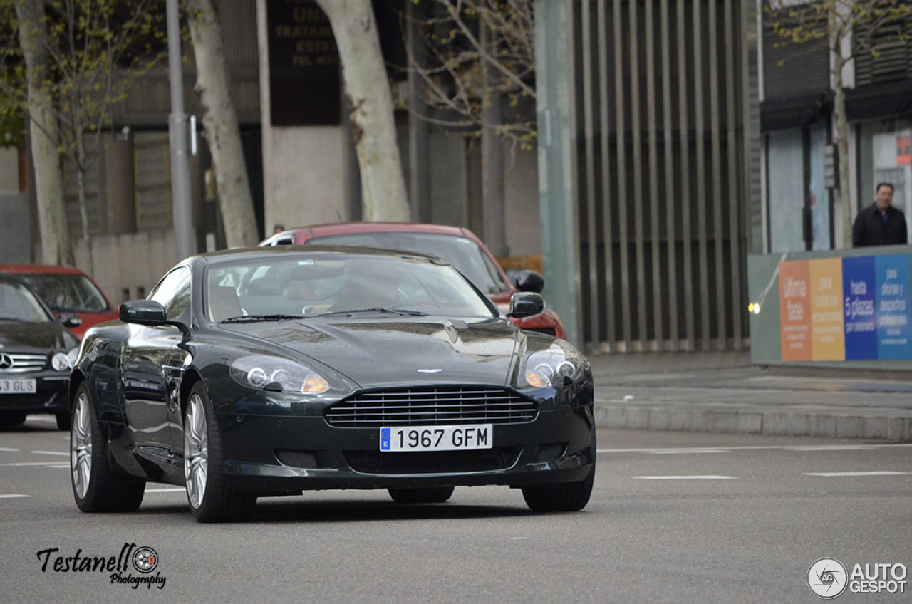 Aston Martin DB9