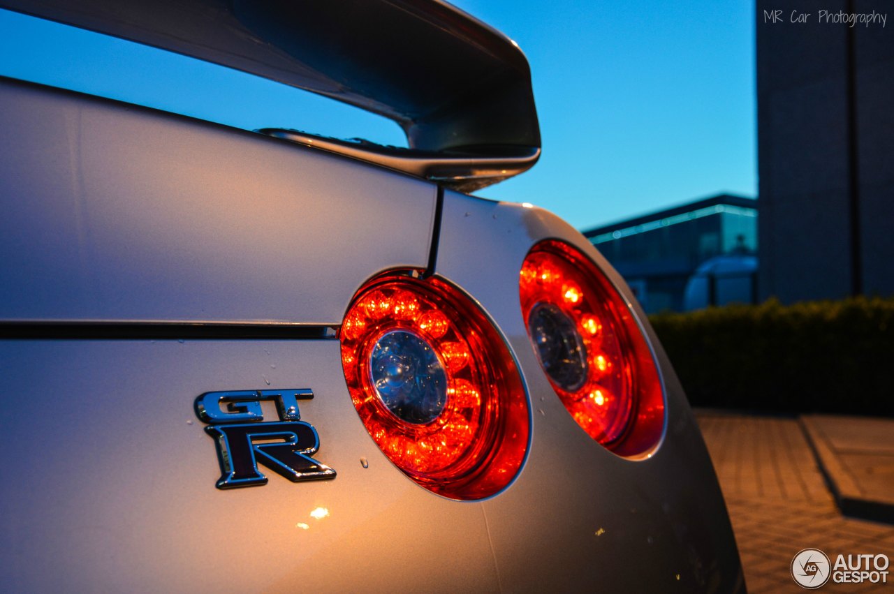 Nissan GT-R