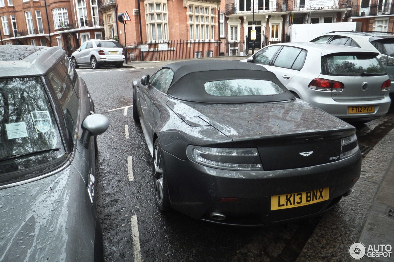 Aston Martin V8 Vantage Roadster 2012