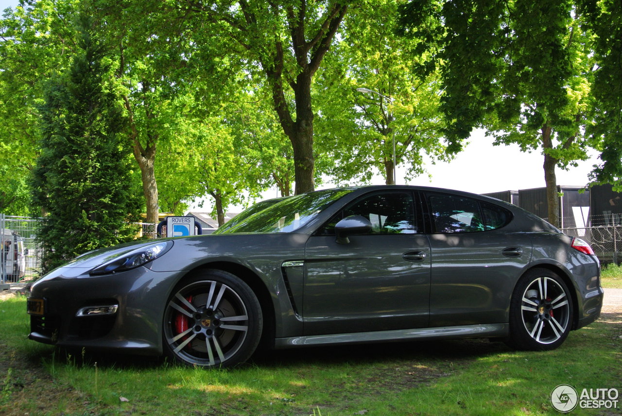 Porsche 970 Panamera GTS MkI