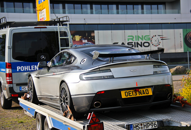 Aston Martin V8 Vantage GT4