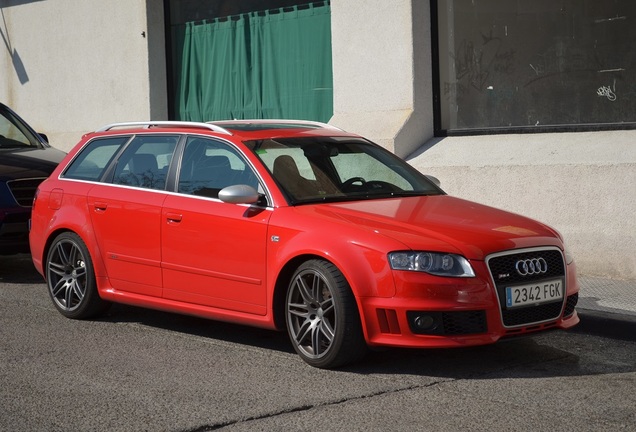 Audi RS4 Avant B7