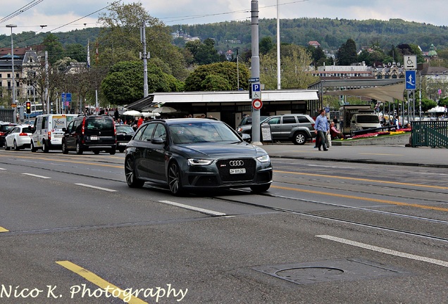 Audi RS4 Avant B8