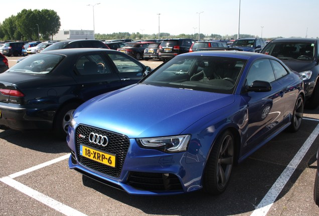 Audi RS5 B8 2012