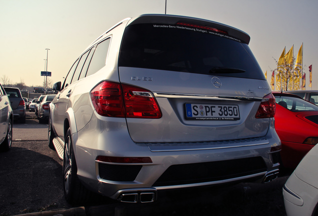 Mercedes-Benz GL 63 AMG X166