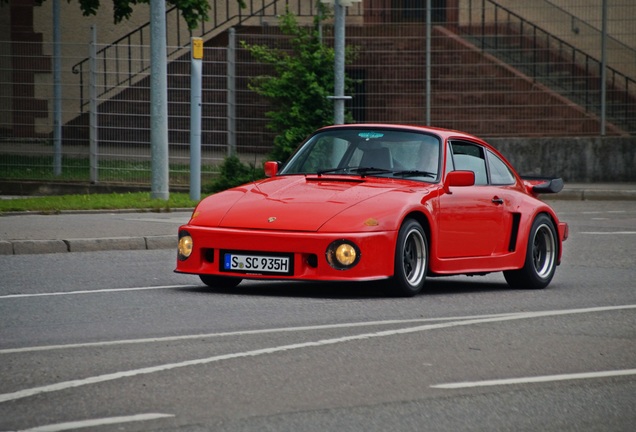 Porsche 935