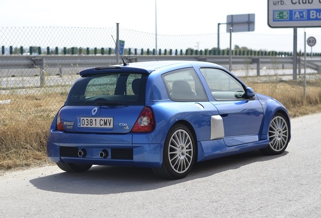 Renault Clio V6 Phase II