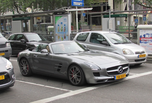 Mercedes-Benz SLS AMG Roadster