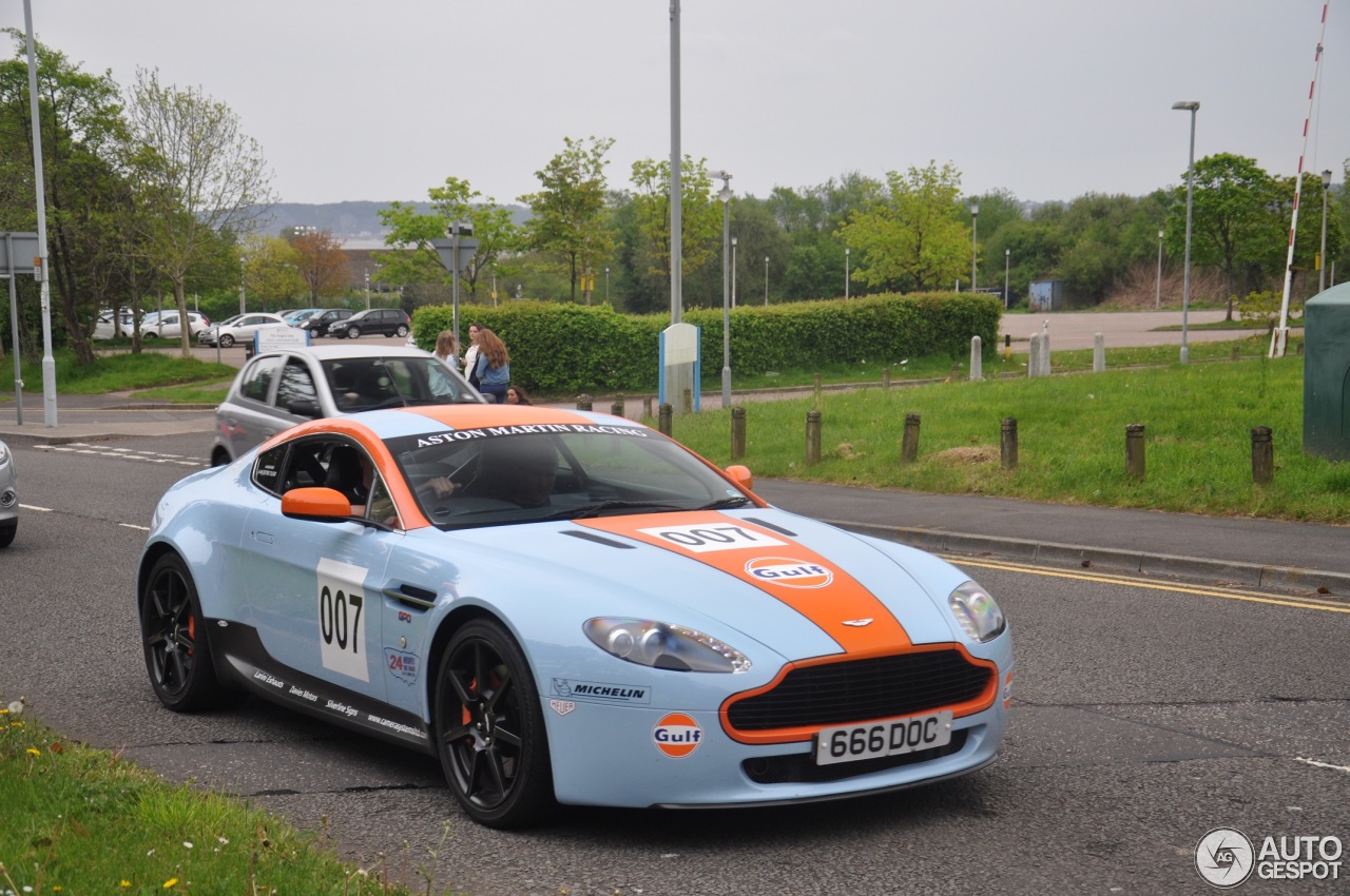 Aston Martin V8 Vantage