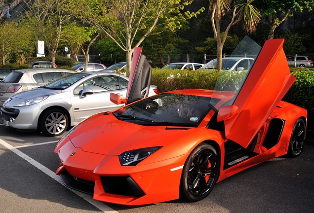 Lamborghini Aventador LP700-4