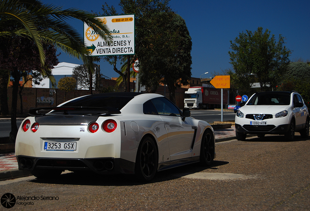 Nissan GT-R Litchfield LM900