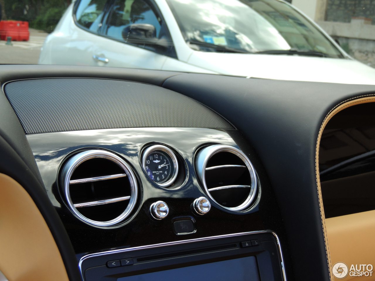 Bentley Continental GTC 2012