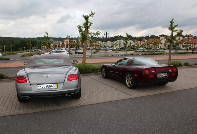 Bentley Continental GTC V8