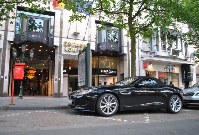 Jaguar F-TYPE S Convertible