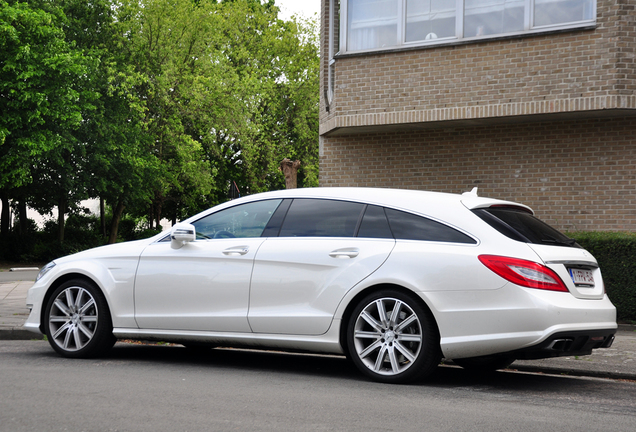 Mercedes-Benz CLS 63 AMG X218 Shooting Brake