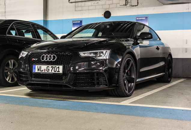 Audi RS5 B8 2012