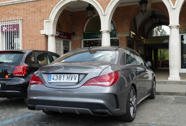 Mercedes-Benz CLA 45 AMG C117