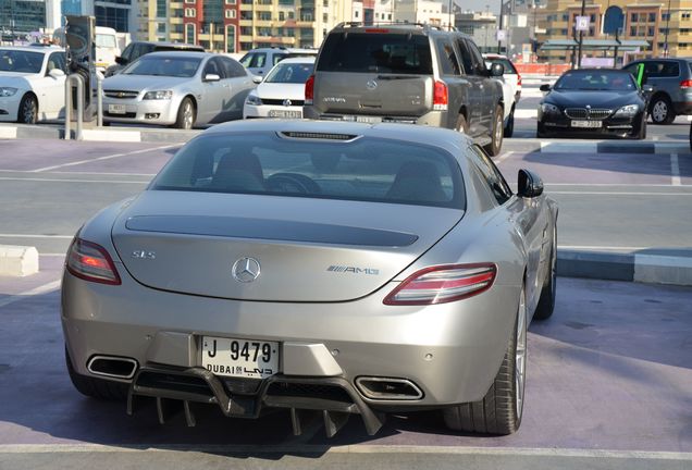 Mercedes-Benz SLS AMG