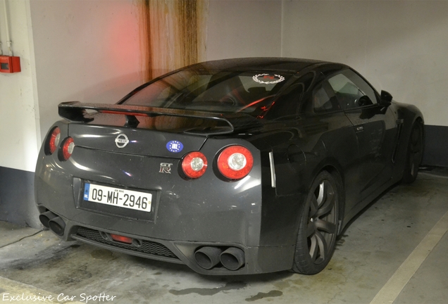 Nissan GT-R