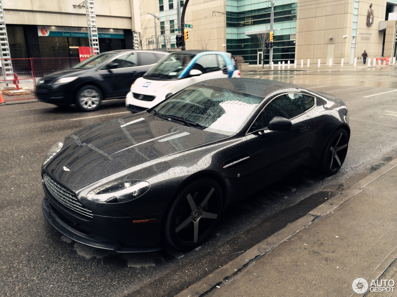 Aston Martin V8 Vantage