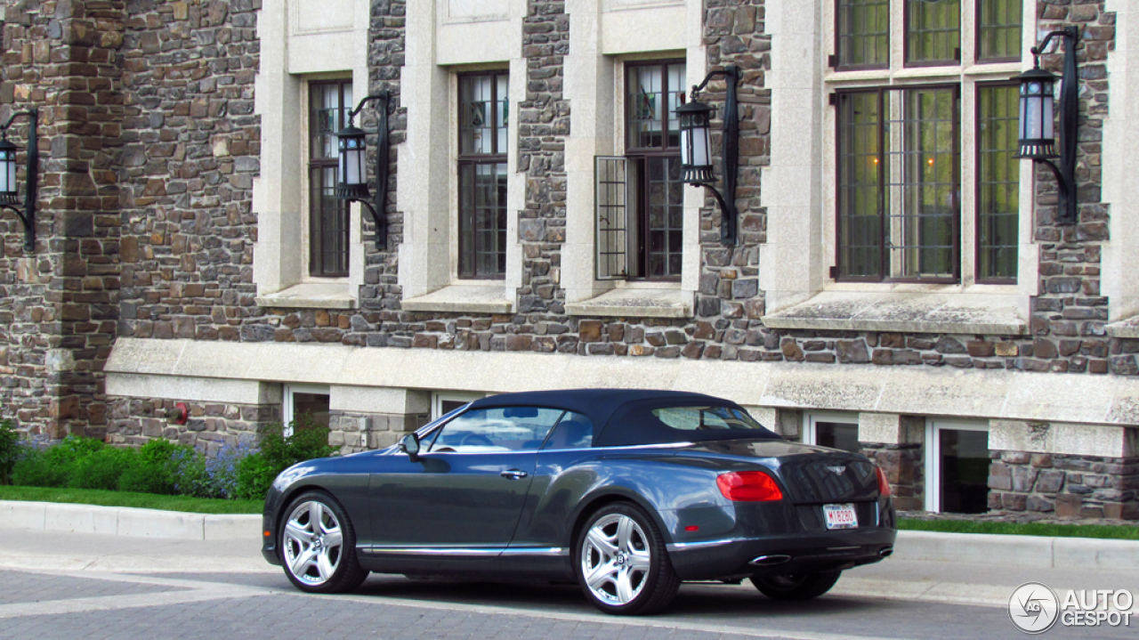 Bentley Continental GTC 2012