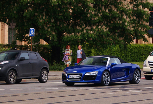 Audi R8 V10 Spyder 2013