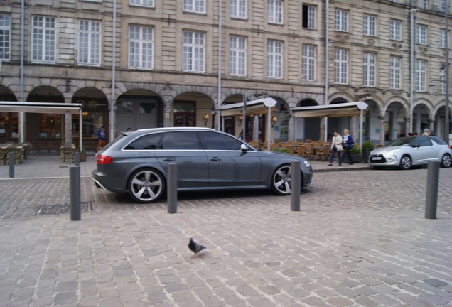 Audi RS4 Avant B8