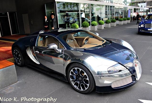 Bugatti Veyron 16.4 Grand Sport Sang Bleu