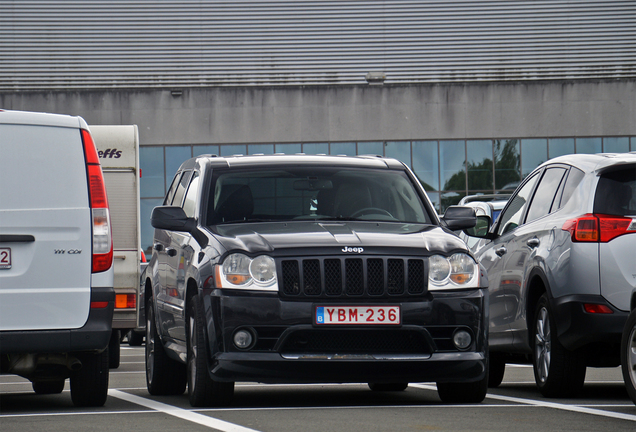 Jeep Grand Cherokee SRT-8 2005