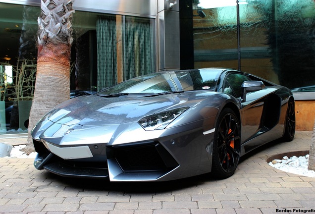 Lamborghini Aventador LP700-4 Roadster