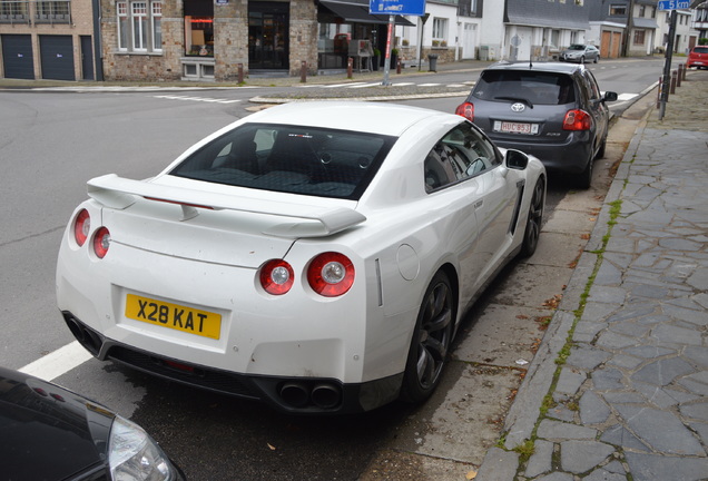 Nissan GT-R