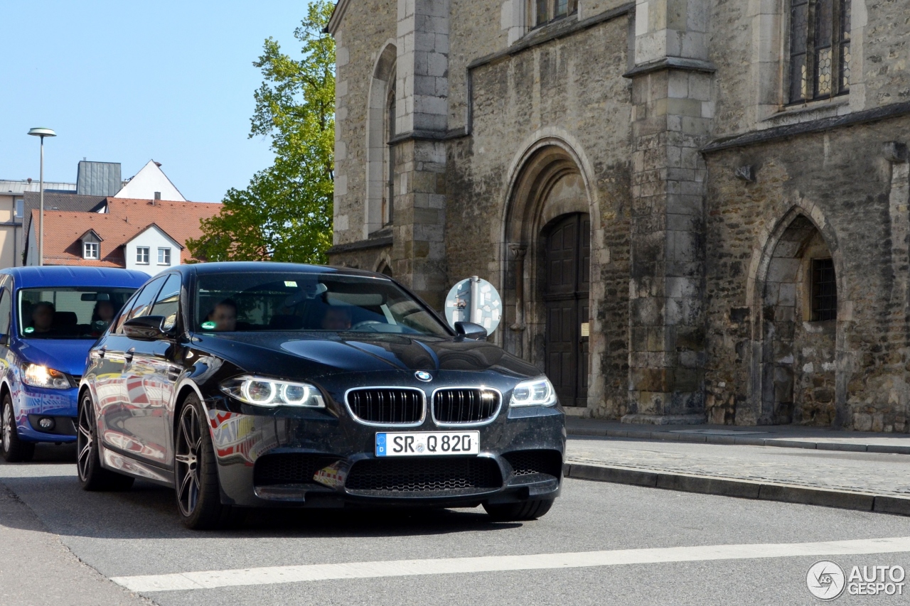 BMW M5 F10 2014 Performance Edition